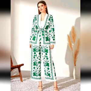 Green Floral Women's 2 Piece Set XL